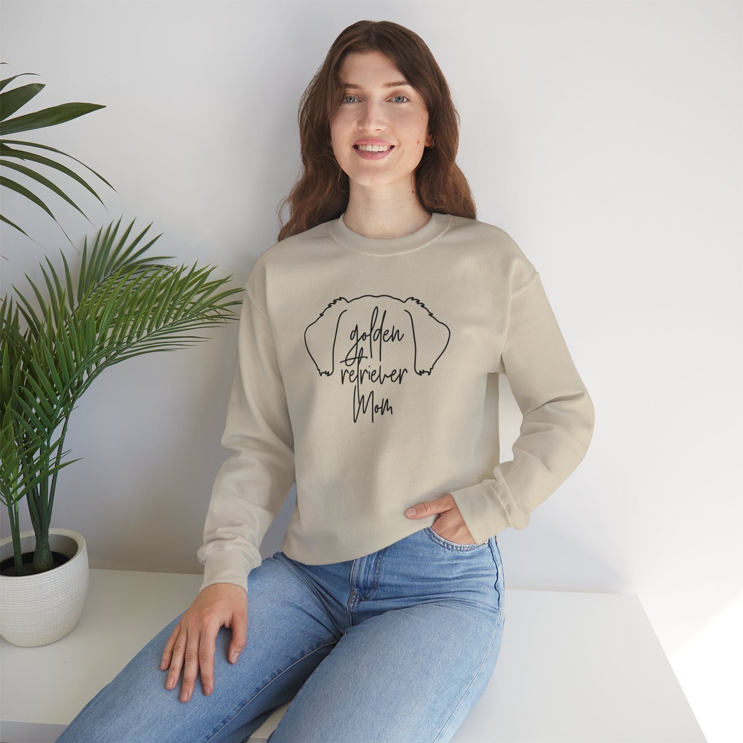 Golden Retriever Outline Unisex Heavy Blend™ Crewneck Sweatshirt